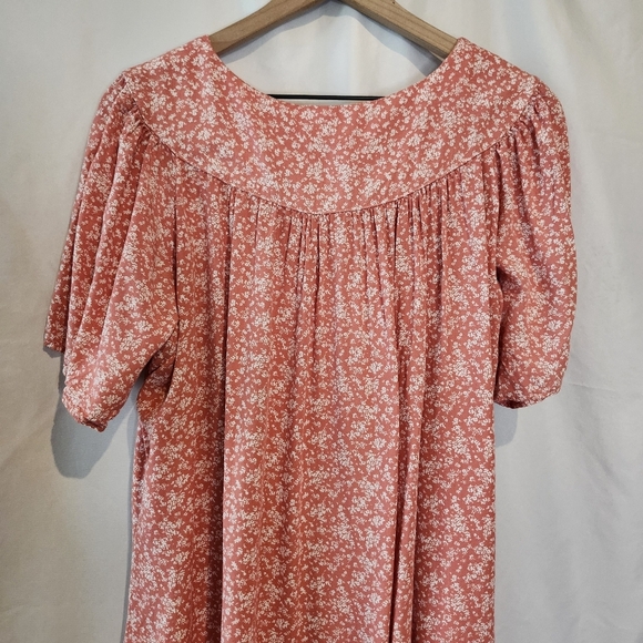 Pink Rose White Ditzy Floral Womens Sleep Dress Size XL Cozy Pajamas Housecoat - Picture 9 of 9